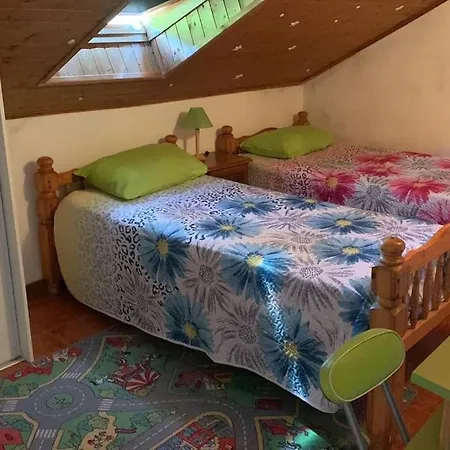 Maison Chaleureuse Avec Cheminee